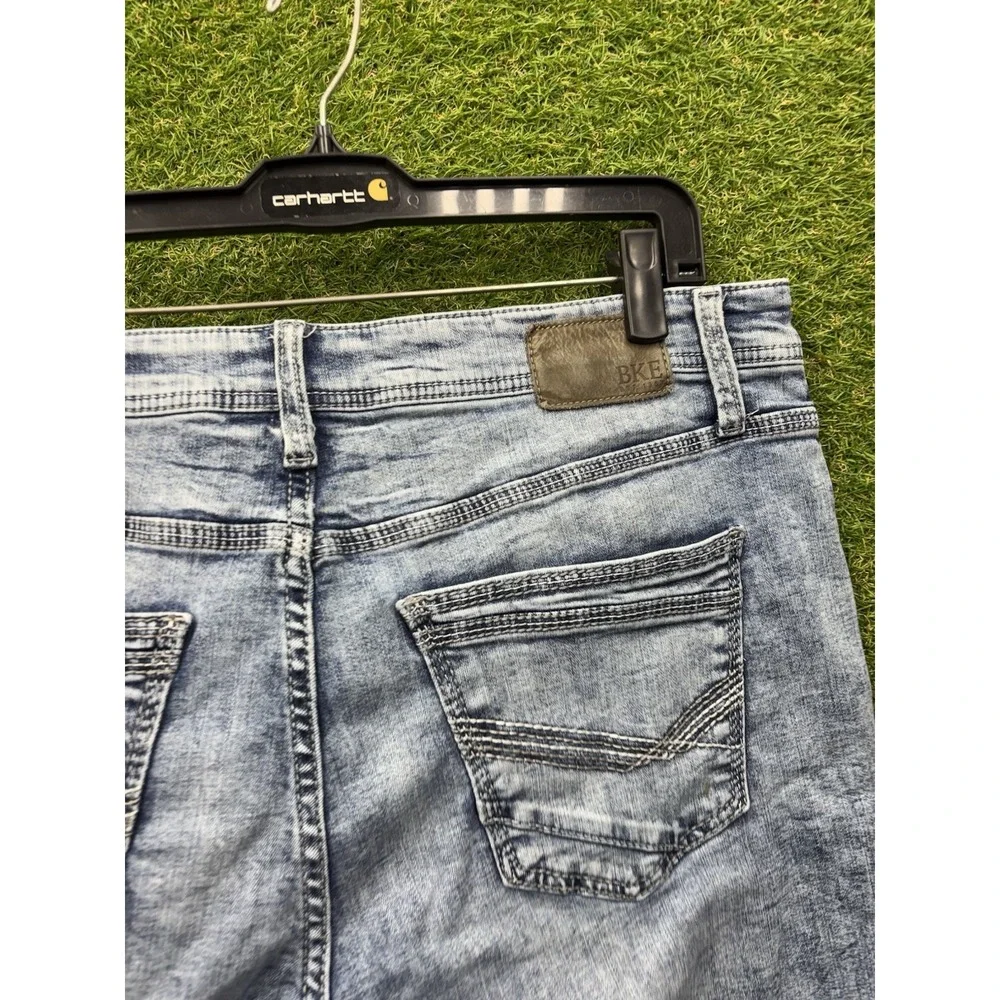 BKE Jake Jeans Mens 38x36 Bootleg Light Wash Denim Classic Casual Workwear